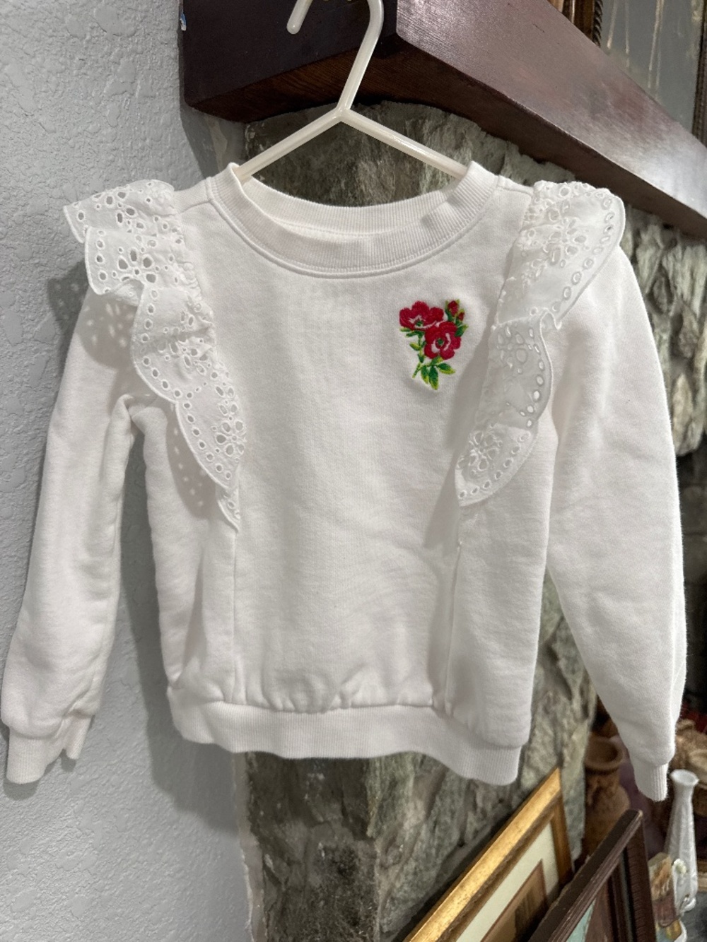 Janie and Jack pullover sweater girls size 3 embroidered ruffled eyelet white